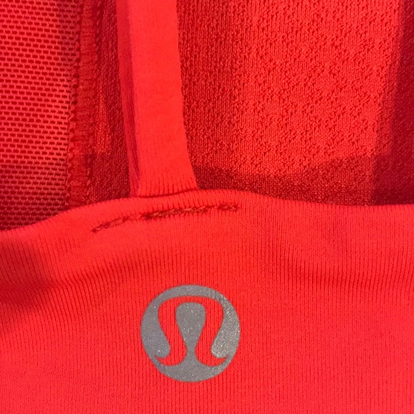 Lululemon bra - Picture 3 of 3